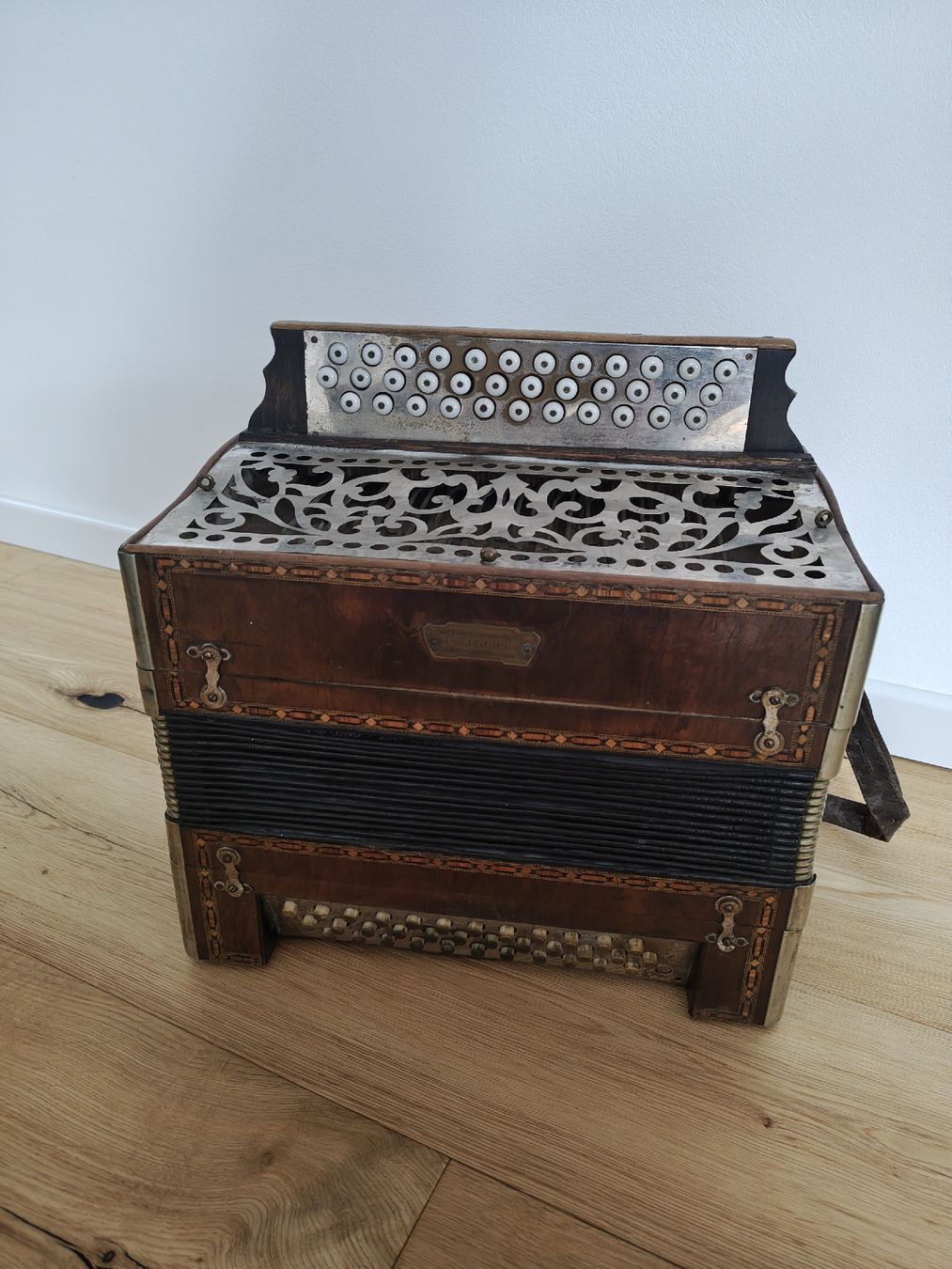 Strumenti musicali: Accordéon E.Mercier vintage – Usato da Fontainemelon venduto da ad_ 1