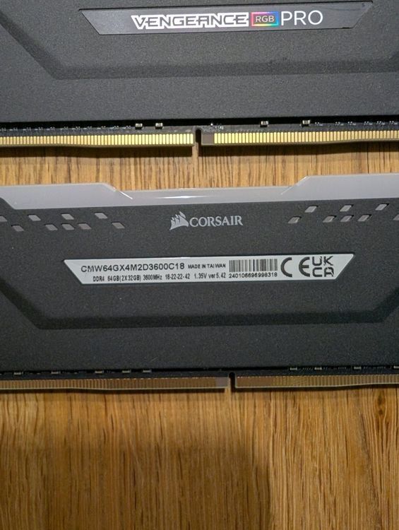 Nvidia Schede grafiche: AI Workstation / CUDA GPU Server – 6x RTX GPUs, 48 GB VRAM, – Usato da Oberglatt ZH venduto da moi_fb9v 6
