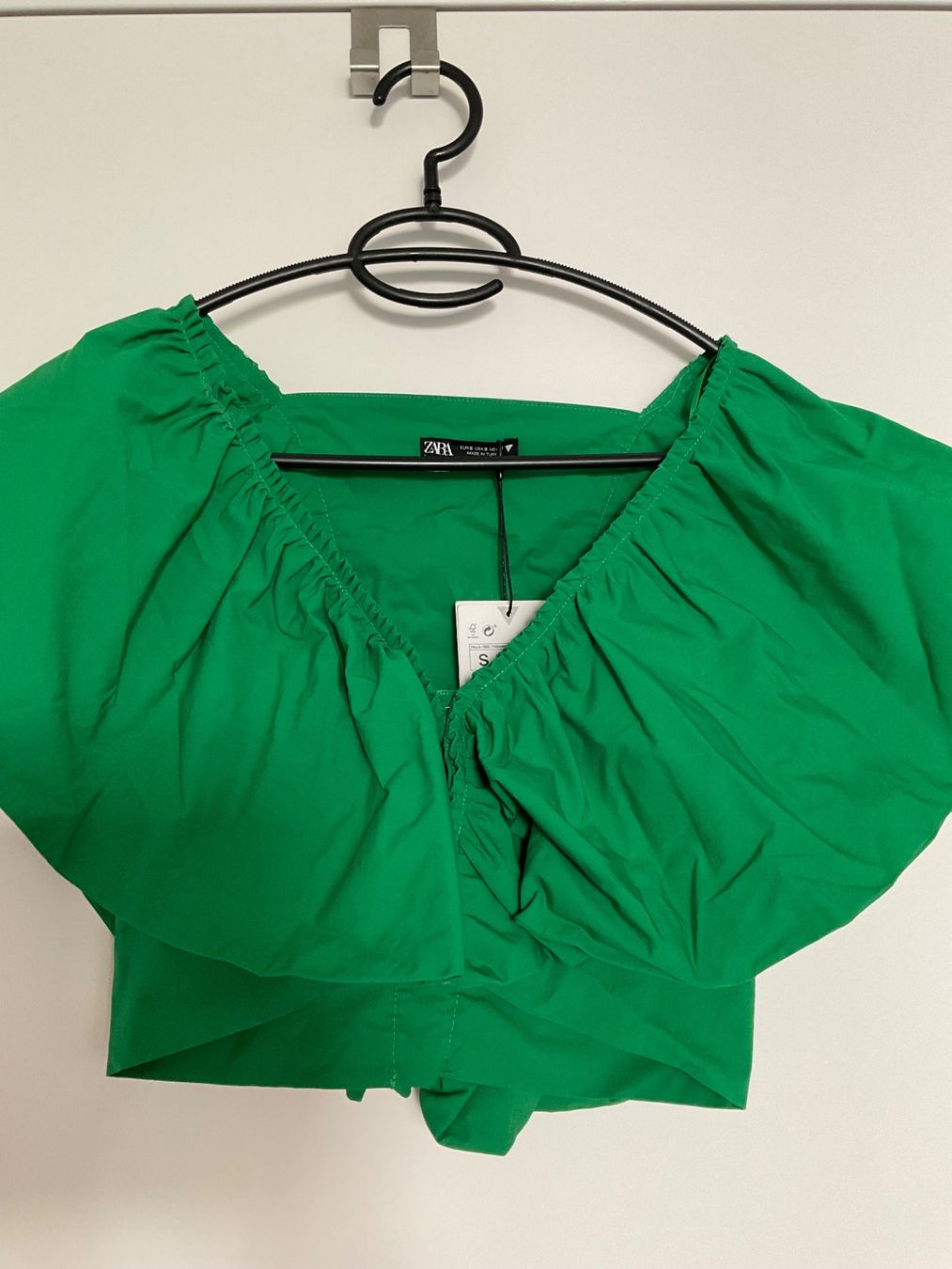 Zara Tops: Zara Top Gr. S – Neuf avec emballage d'origine à Luzern par Miausie
