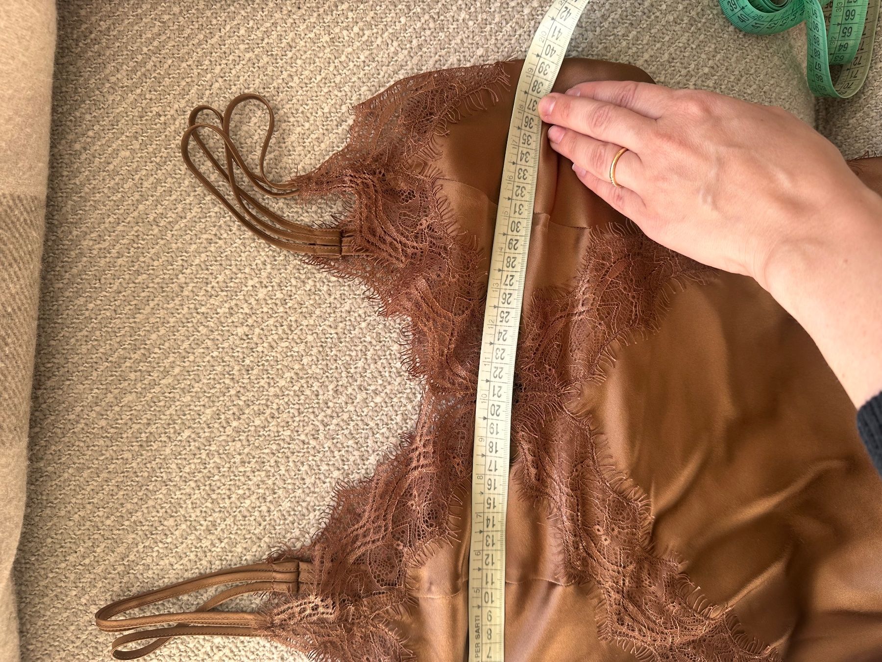 Massimo Dutti Vestiti: Massimo Dutti silk dress xs – Usato da Zürich venduto da Ele_fashionista 3