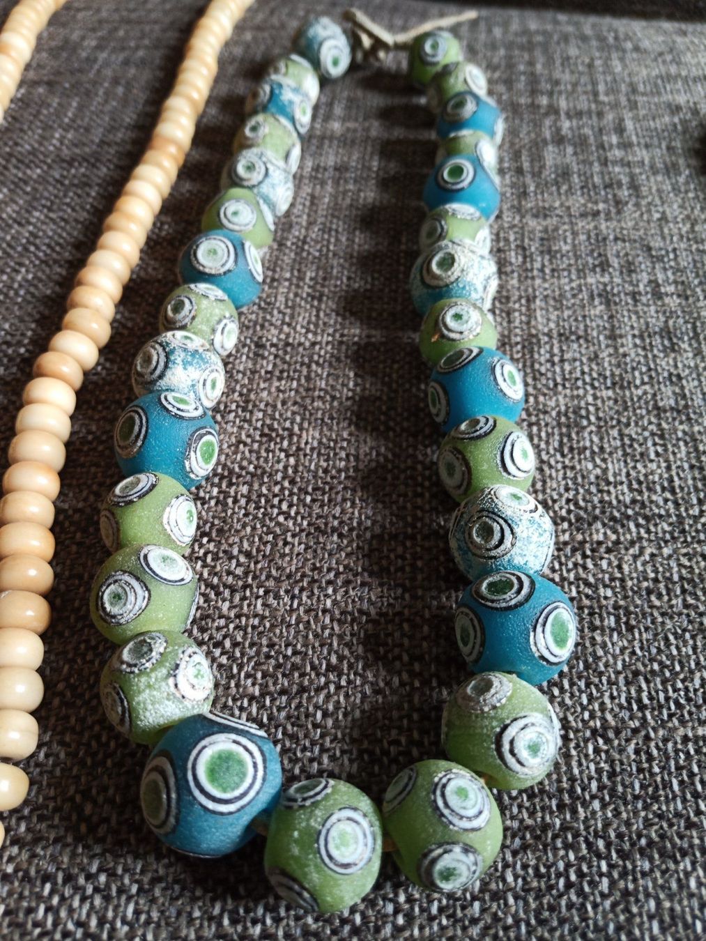 Ketten: Halskette , Glasperlen , Chinesisch, Schmuck Kette – Gebraucht aus Zürich von Muck74