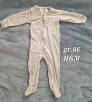 Pyjama mit Füssen grösse 86