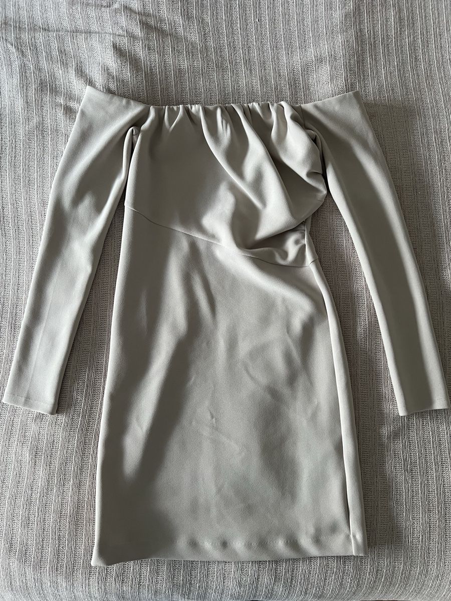 Abercrombie Vestiti: A&F Off-Shoulder Kleid Gr. XS – Nuovo (secondo la descrizione) da Zürich venduto da anna_ri
