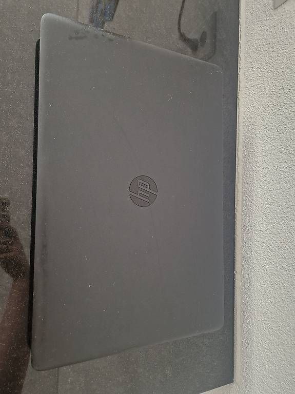 Portables: Laptop HP – D'occasion à Schüpbach par Jerome92 1