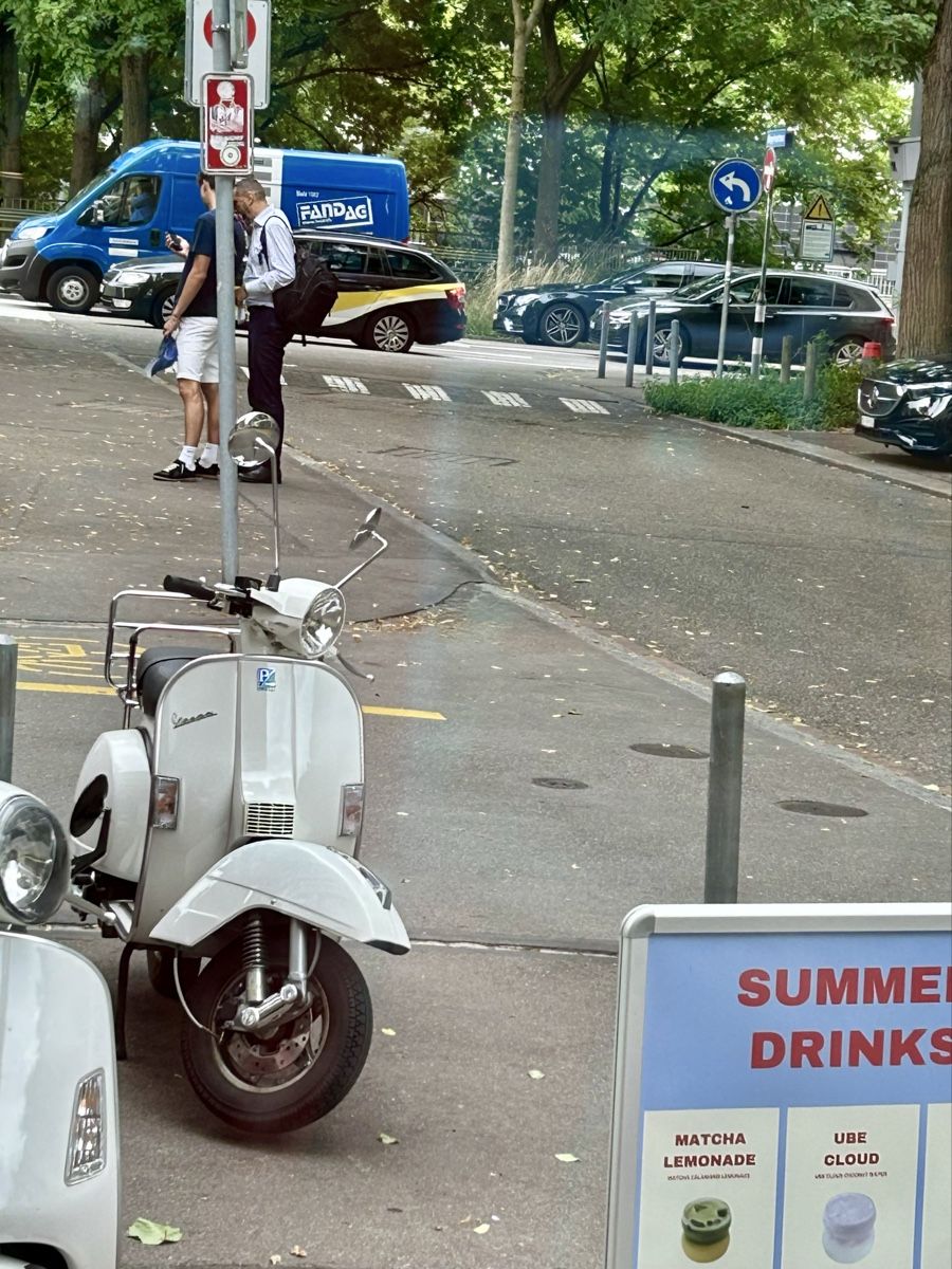 Vespa Scooter: Piaggio Vespa PX 125 – Usato da Zürich venduto da tzhvaro2 1