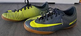 Nike fußballschuhe MERCURIAL cr7  Grösse: 33