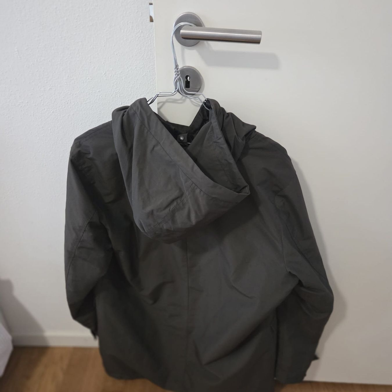 Giacche: Giacca softshell da uomo verdone- Perfetta per l'autunno! – Usato da Zürich venduto da and_6k66 1