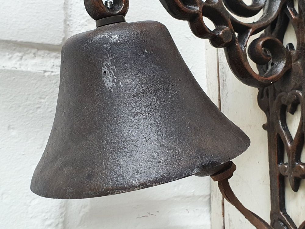Vintage Abendglocke Aus Gusseisen - Rustikale Türglocke Für Haus Und Garten