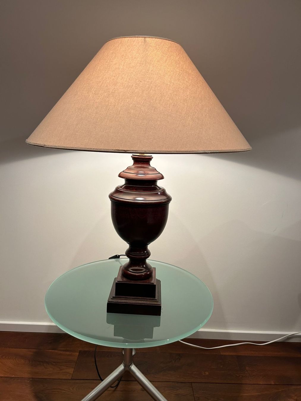 Lampade: Tischlampe mit Stoffschirm, Top Zustand – Usato da Vitznau venduto da tiffy5