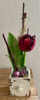 Deko Gesteck mit Tulpe, Holzkästchen, Handarbeit 49