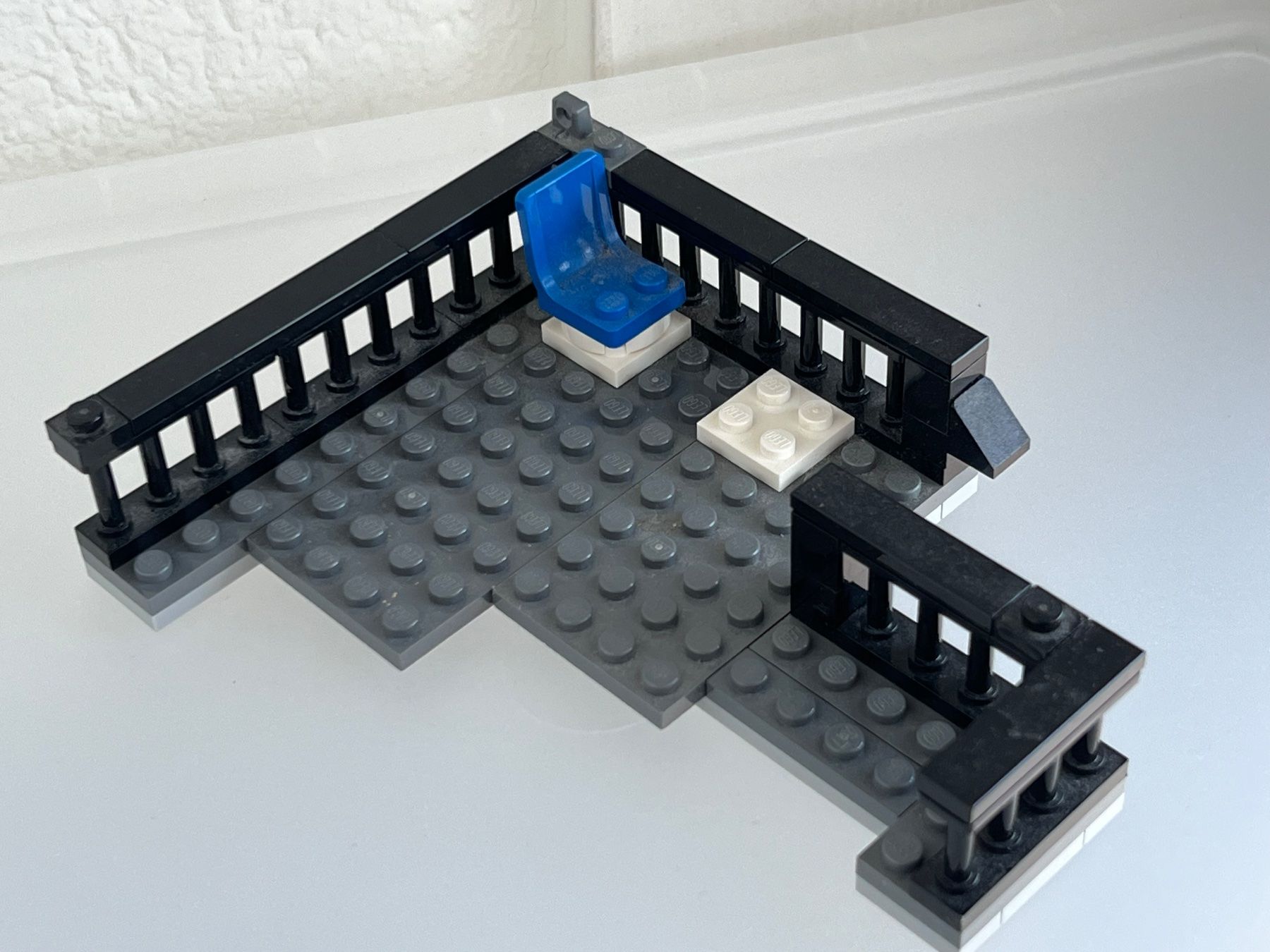 Lego Jouets: LEGO Creator Pariser Restaurant 10243 – D'occasion à Uttigen par sonorsonic 7