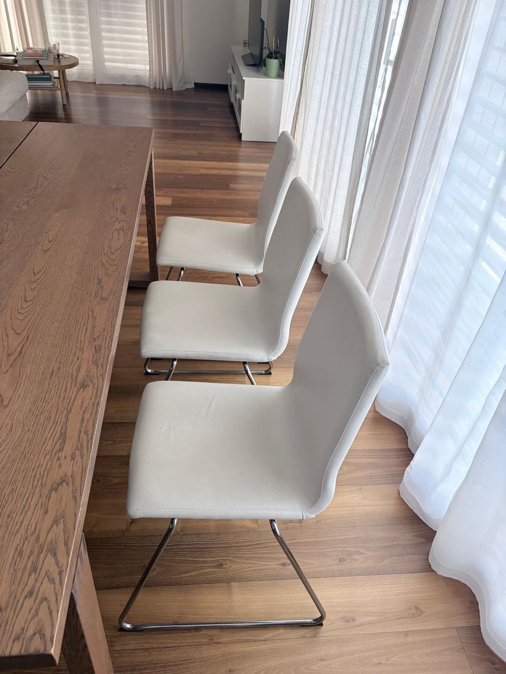 Ikea Set di tavolo e panche: Ensamble table à manger et chaises (6) – Usato da Pully venduto da rey_k9y9 2