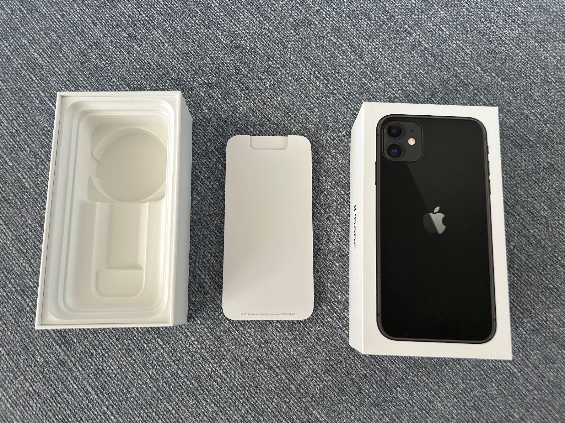 Apple Telefoni cellulari / Smartphones: iPhone 11 - 128GB - Schwarz – Usato da Altenrhein venduto da _6sbw 2