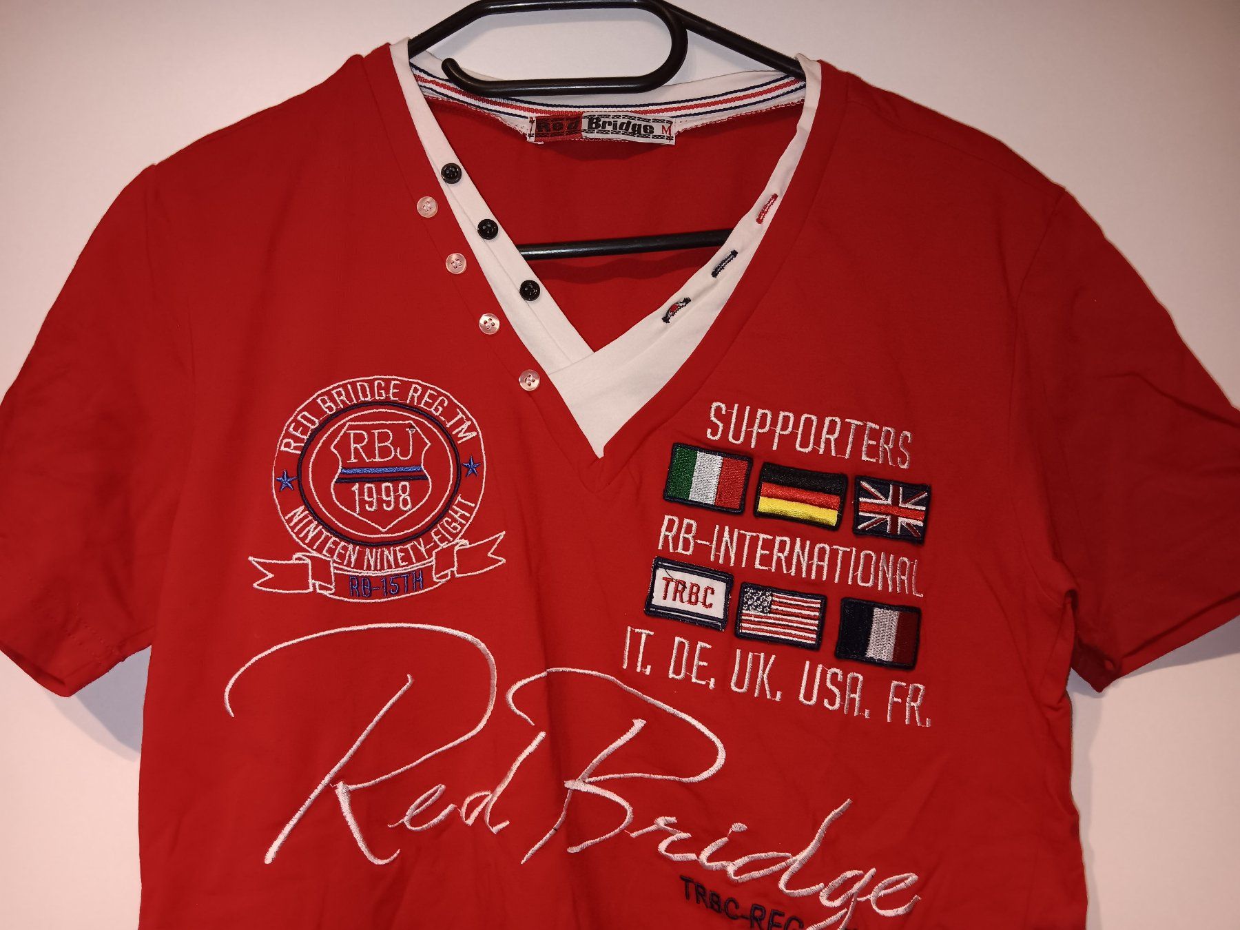 T-Shirts: Shirt Red Bridge, Gr.M – Neu (gemäss Beschreibung) aus aarburg von macacito 1