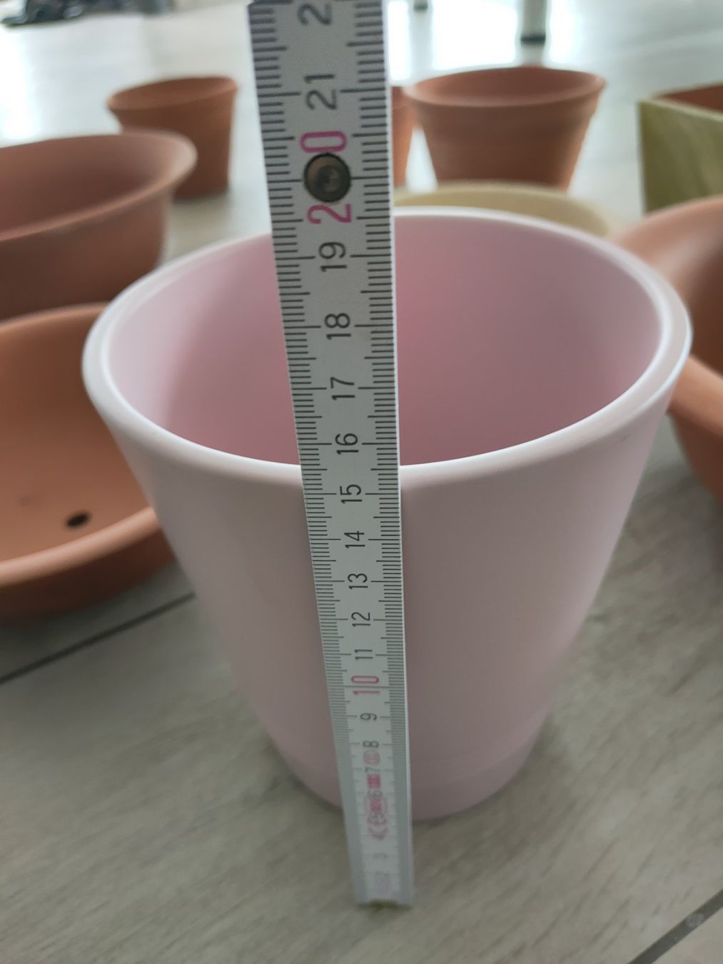 Blumentöpfe: Tontöpfe Set, verschiedene Grössen – Gebraucht aus Gipf-Oberfrick von minini 5