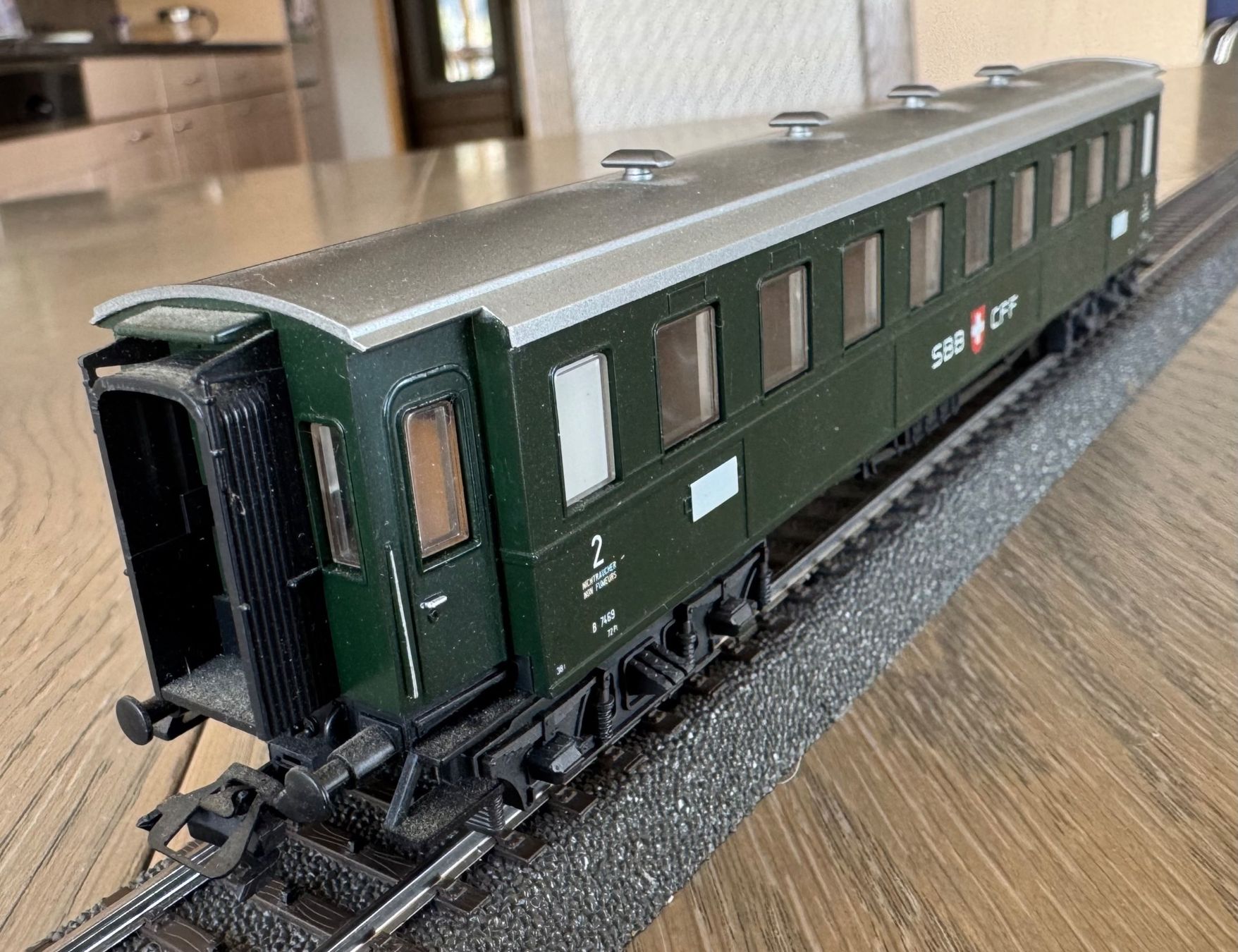 Märklin Modellini di ferrovie: SBB-Oldtimer-Personenwagen 2. Klasse; neu – Nuovo (secondo la descrizione) da St. Moritz venduto da Manu7500