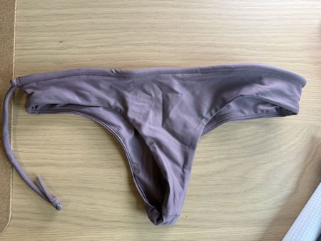 Bikini bottoms 
