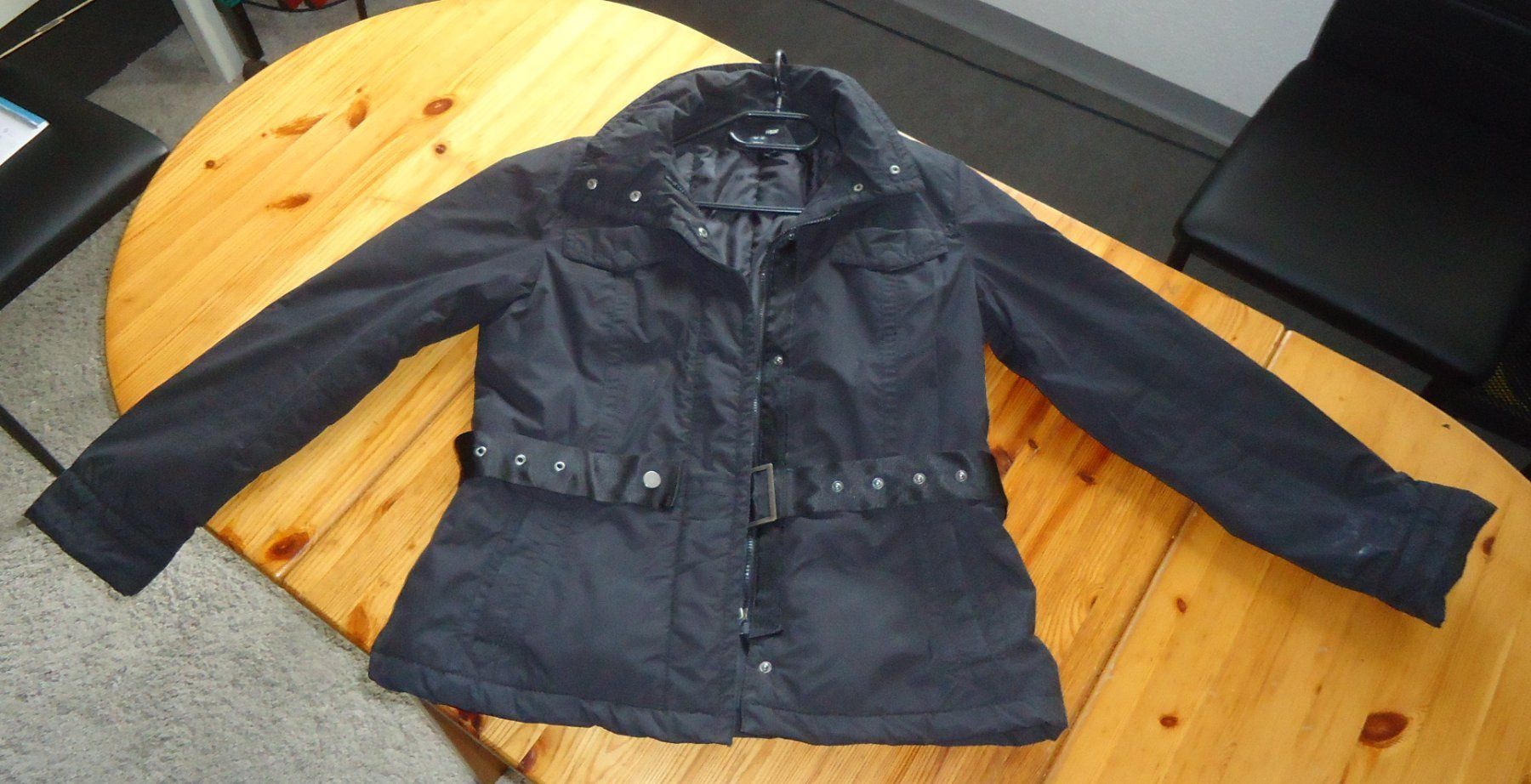 H&M Giacche: Damenjacke H&M - Herbst/Winter – Usato da Neuenhof venduto da Cassiopala