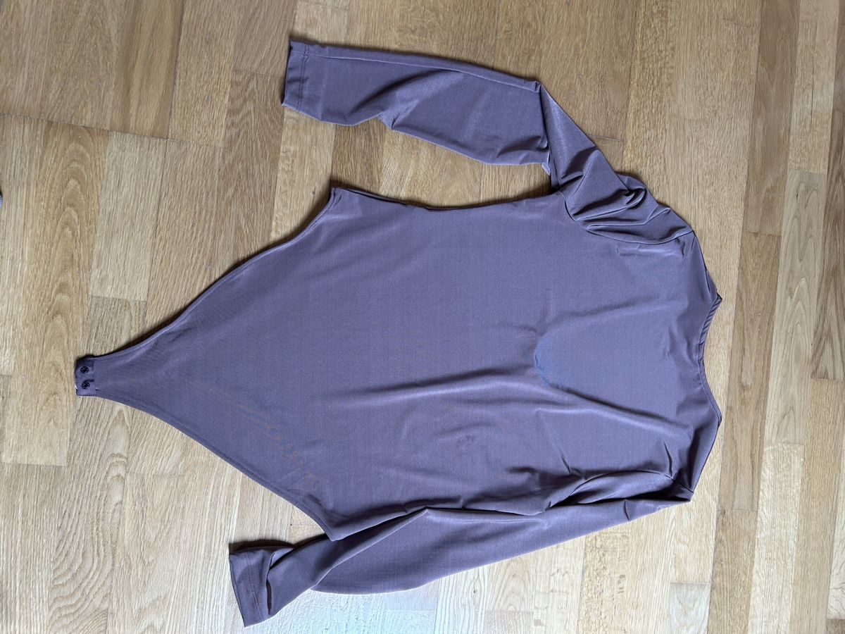 H&M Top: Body manches longues – Usato da Daillens venduto da guisepa 1