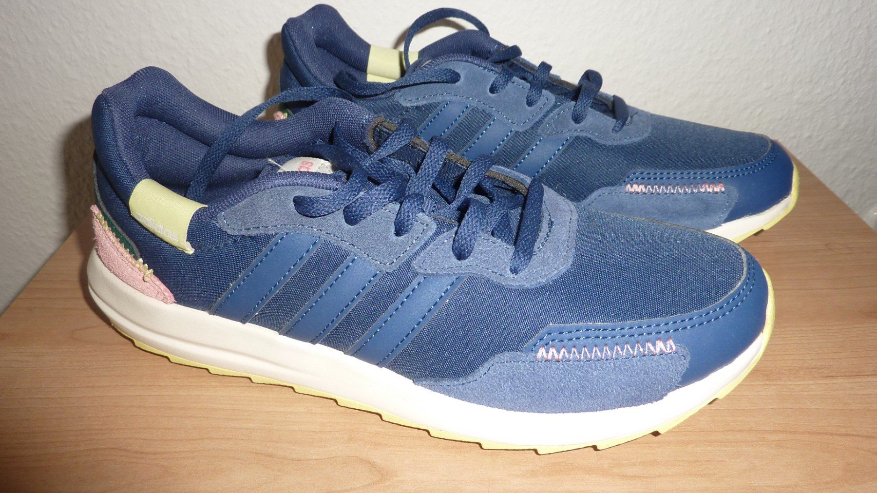 Adidas Scarpe da donna: damenschuhe grösse 38 adidas – Nuovo (secondo la descrizione) da Füllinsdorf venduto da pmarkus 2