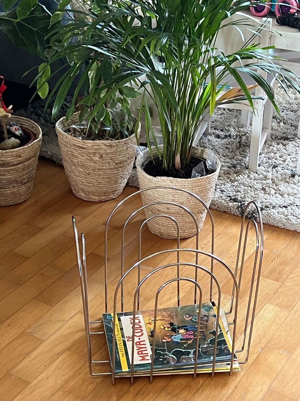 Altri accessori: Chrome Magazine Rack Holder - Stylish & Modern, Great Con... – Usato da Horgen venduto da CarmenRL 1