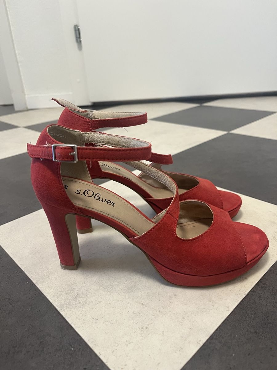 Scarpe da donna: Rote s.Oliver Sandaletten Gr. 38 – Usato da Luzern venduto da Boudin03 1