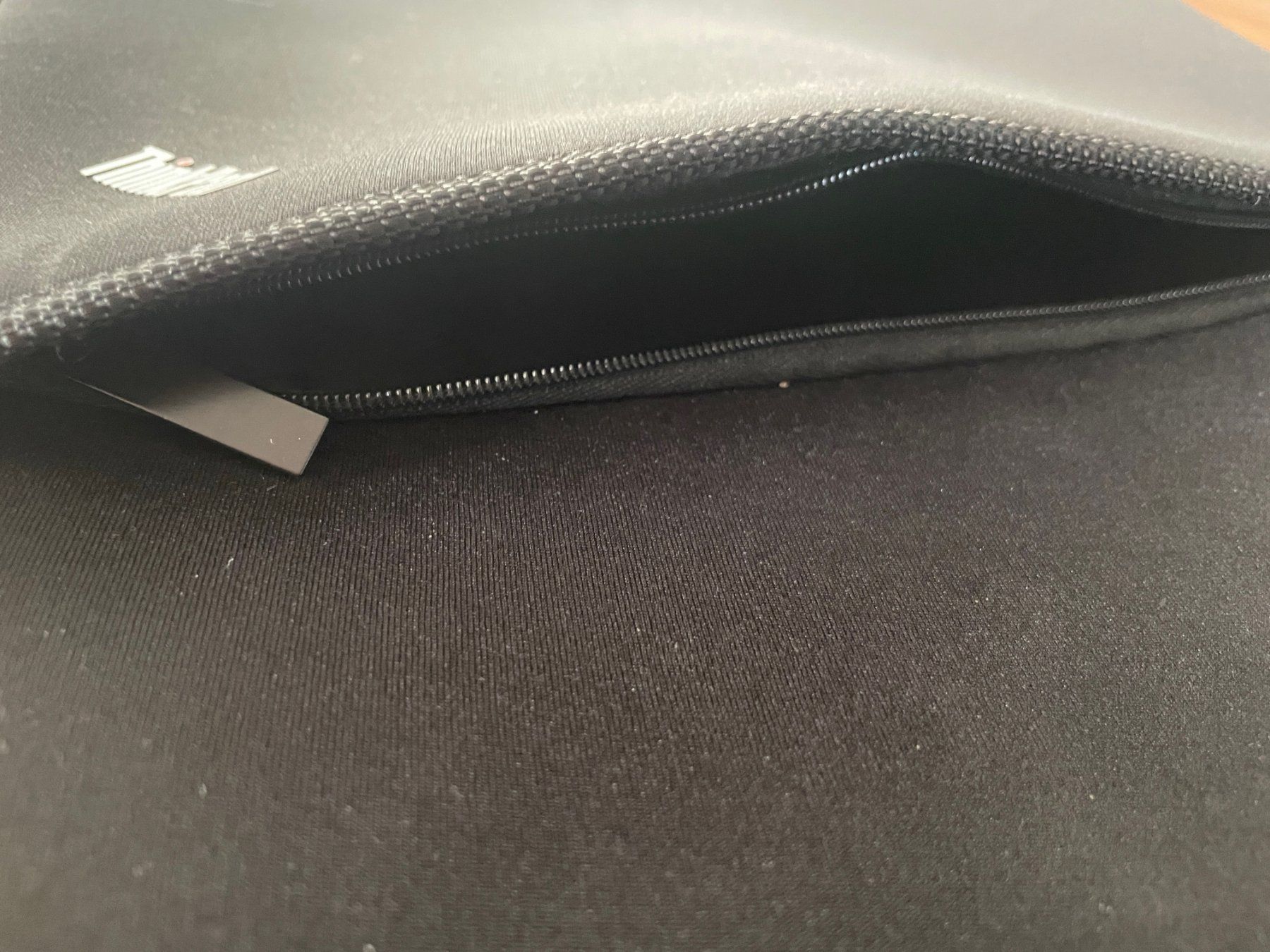 Lenovo Borse: Laptop Schutzhülle / Sleeve / Tasche 14" – Nuovo e nell'imballaggio originale da Laupen BE venduto da sabale 5