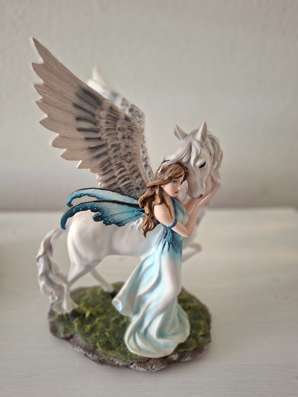 Figuren: Figur Fee mit Pegasus – Gebraucht aus Zürich von ladyshana84
