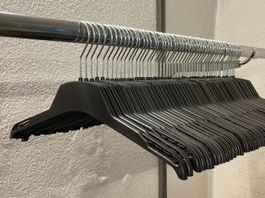 Kleiderbügel mit Klemmstift, 43 cm, 25 Stück