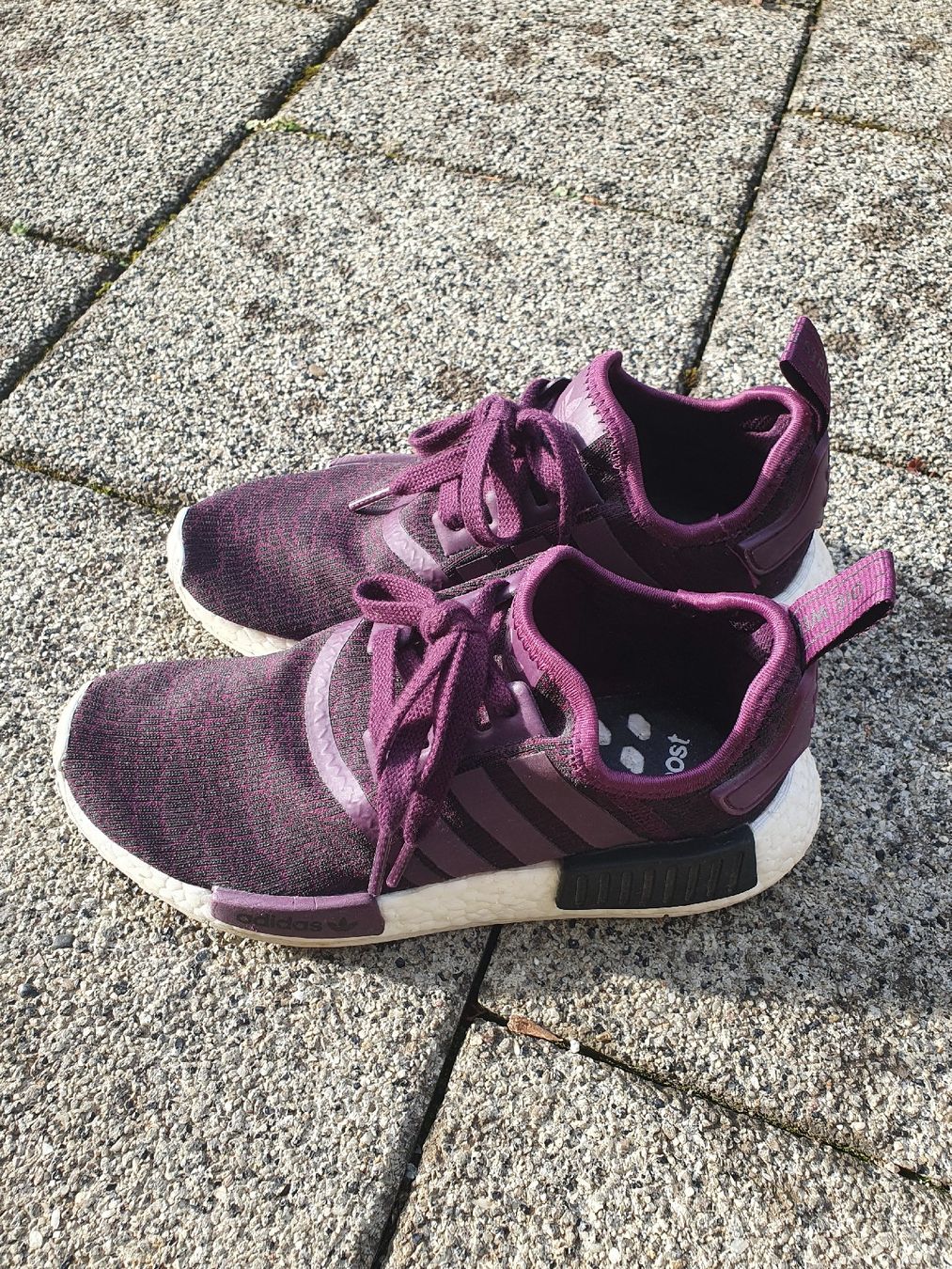 Adidas Damenschuhe: Adidas NMD R1 Sneaker – Neu (gemäss Beschreibung) aus Therwil von Eisvogel731 2
