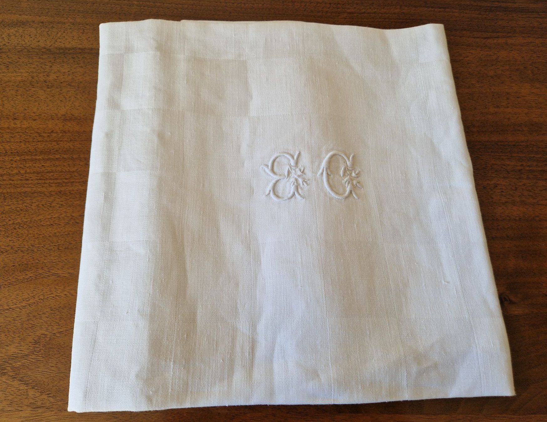 Sonstige Tischwäsche: kleine Tischdecke/ Läufer/ Monogramm – Gebraucht aus Bern von Antikbatik