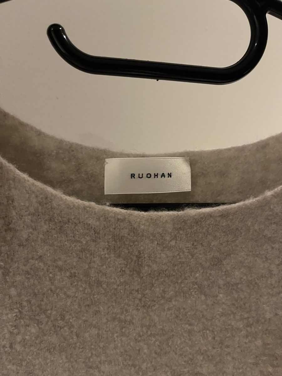 Top: RUOHAN CASHMERE TOP (Grösse L) – Usato da Mauren venduto da toppiloppi 2