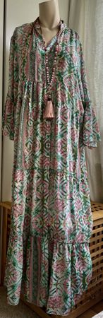 Wunderschönes Maxikleid neu