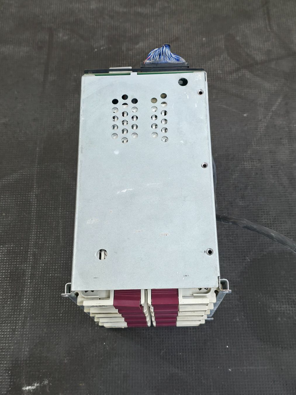 PC: Compaq SCSI Festplatten Gehäuse & Adaptec Karten? – Difettoso da Dietlikon venduto da litisop 2