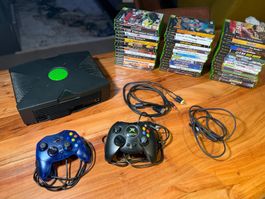 Xbox Classic Konsole mit vielen Spielen