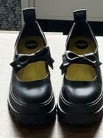 Schwarze Buffalo Damenschuhe mit Schleife – Grösse 38