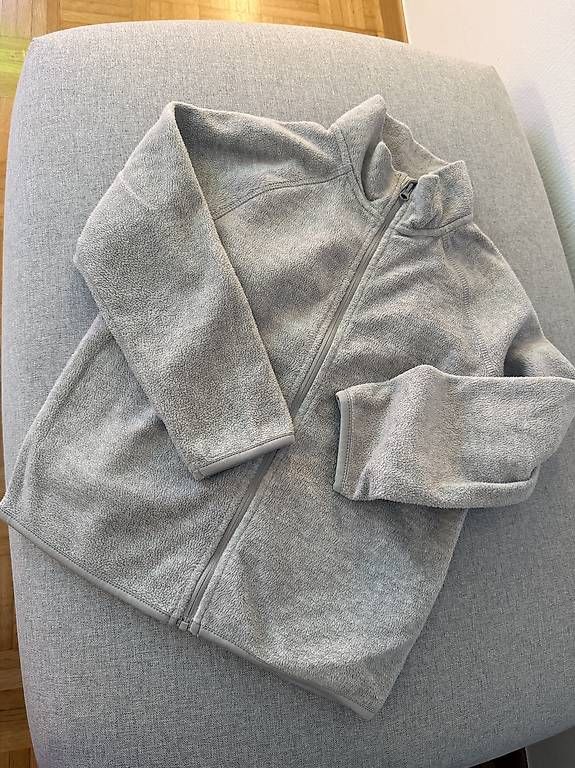 Giacche & Cappotti: Fleece Jacke H&M Gr. 110/116 – Usato da Küsnacht ZH venduto da Leen