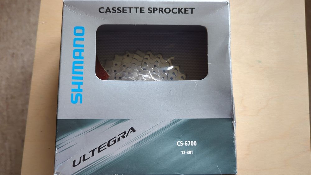 Cassette Shimano Ultegra CS-6700 12-30T 10 Vitesses - Occasion Très Bon état, Faible Kilométrage