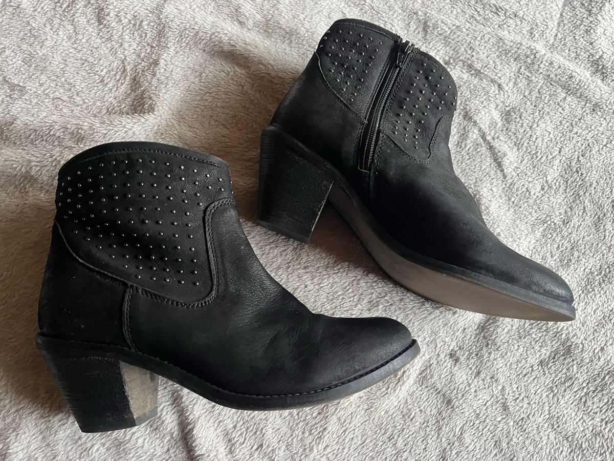 Lazamani Scarpe da donna: Lazamani Stieflette Gr 38 – Nuovo (secondo la descrizione) da Aarberg venduto da Jakaro