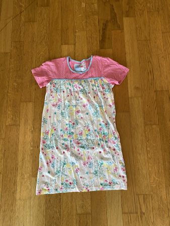 Mädchen Pyjama Grösse 134/140, Guter Zustand!