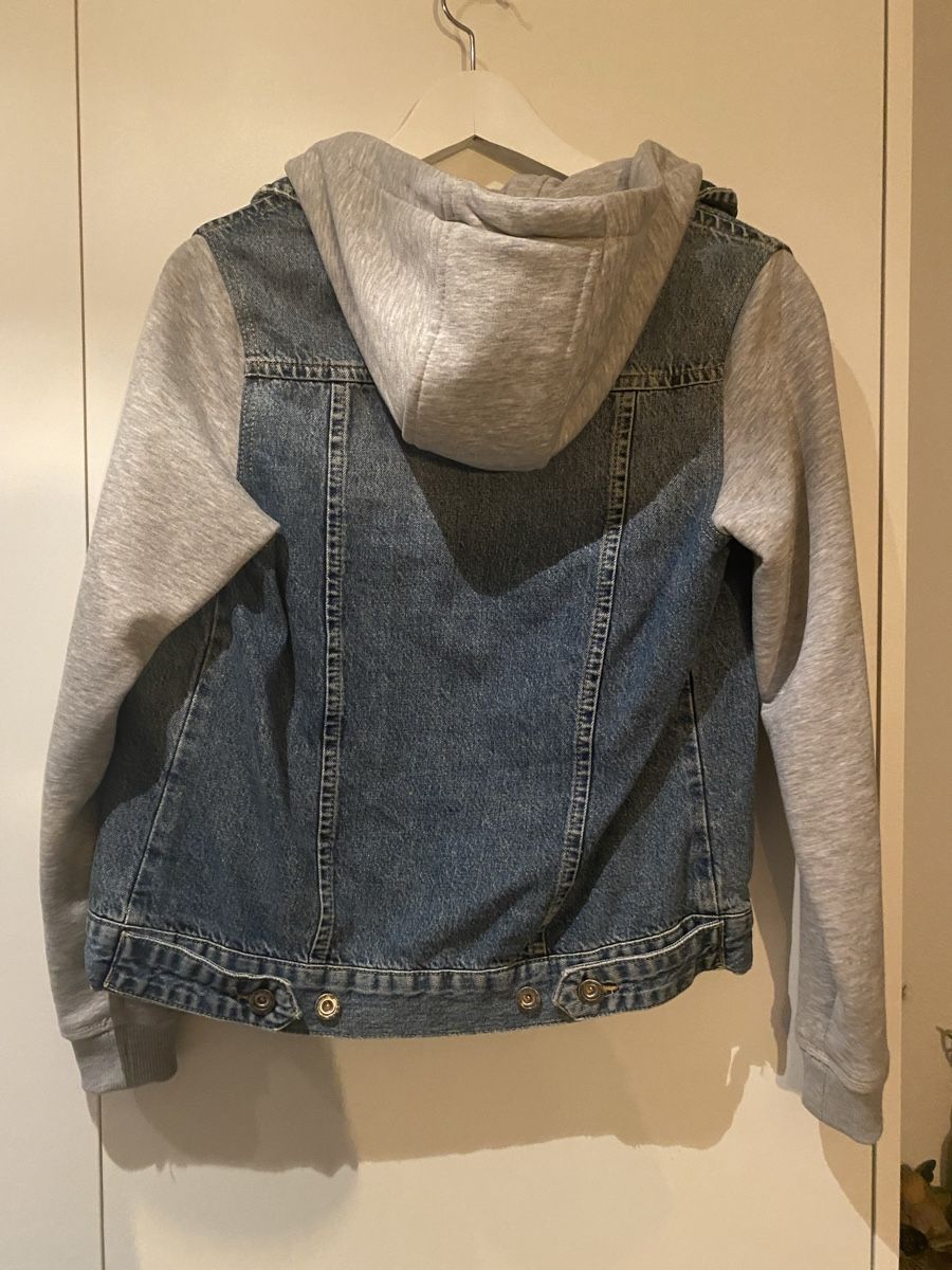 Jacken: Jeansjacke mit Kaputze Gr. XS – Gebraucht aus Rupperswil von xyzcr97 3