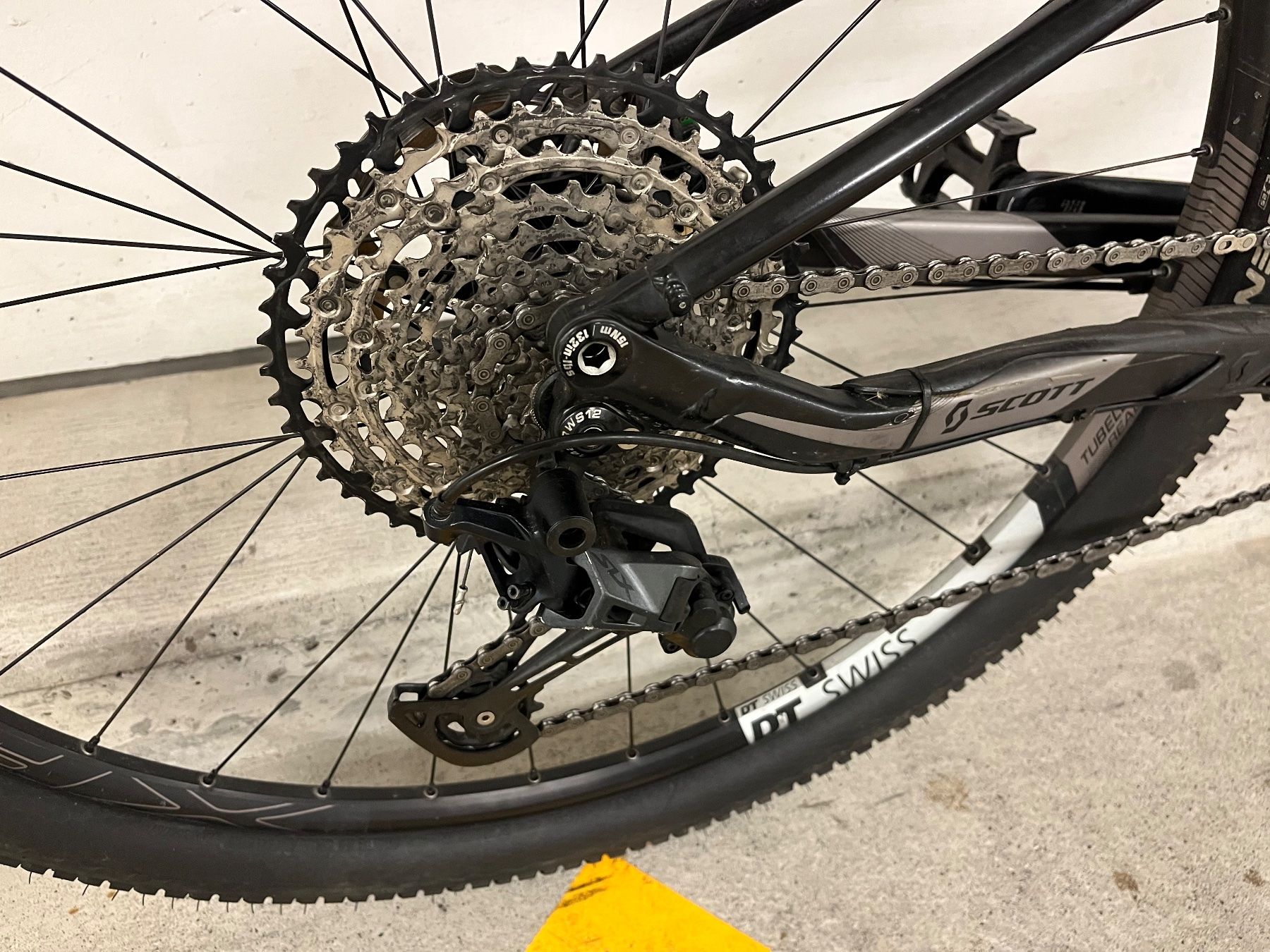 Scott Biciclette: Scott Fully 29“ – Usato da Zürich venduto da divertimento4 6