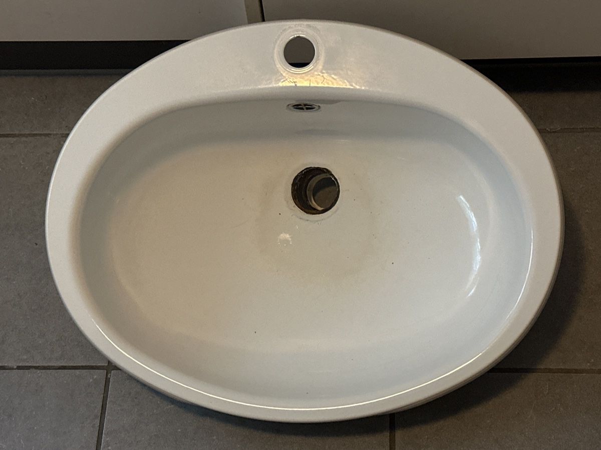 Franke Eviers & lavabos: Emailiertes, gebrauchtes Waschbecken von Franke – D'occasion à Zürich par Chaeffeler
