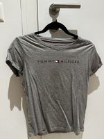 Tommy Hilfiger T-Shirt, Grösse XS, Grau, Top Zustand!🩶