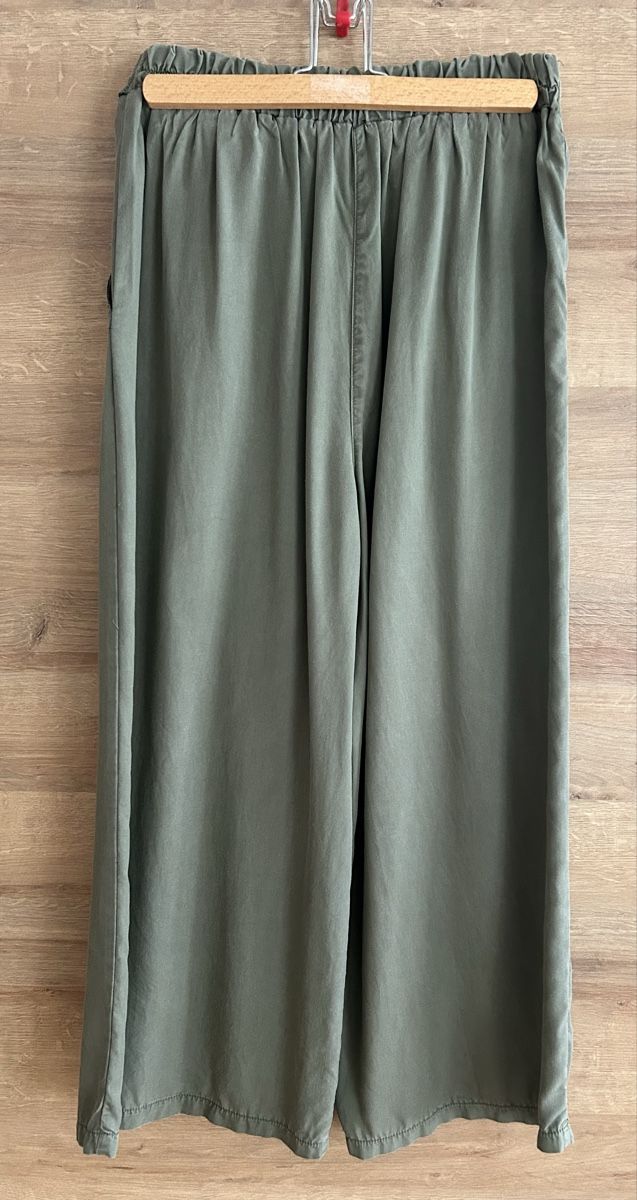 Pantaloni: Sommerhose – Usato da Ennenda venduto da mar_kz98 1