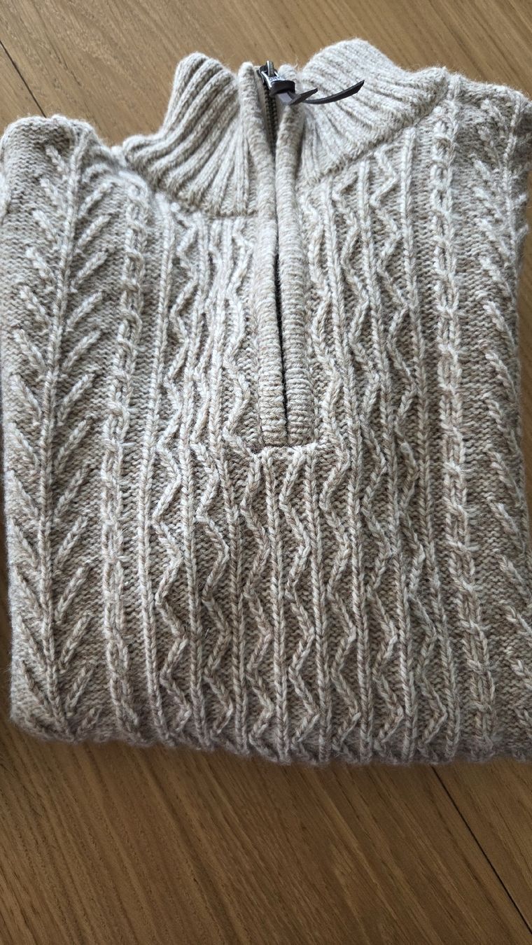 Superdry Pulls & Sweat-shirts: Pulls Superdry lot 2  – Neuf (Voir description) à Le Pâquier-Montbarry par Gruyere77 2