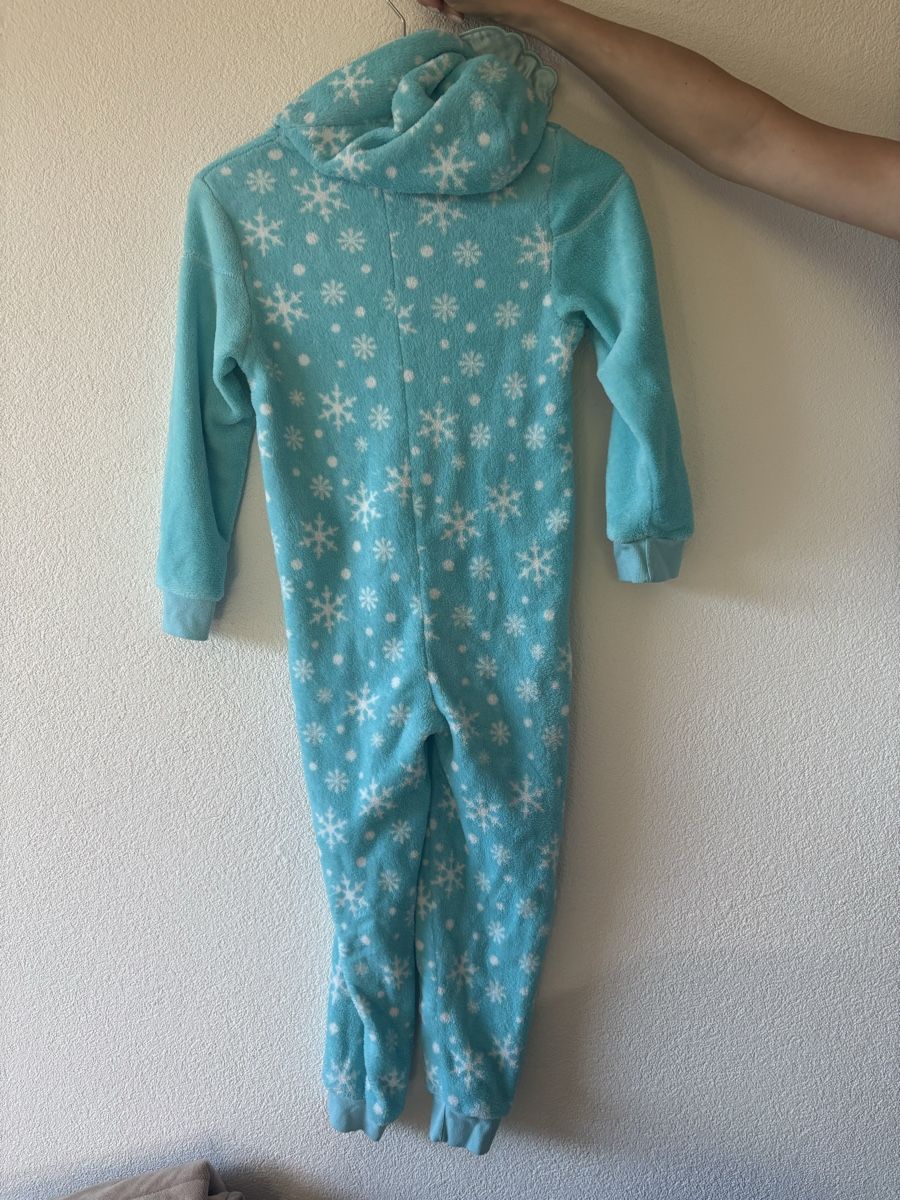 Disney Pyjamas & Ähnliches: Kinder Pyjama – Gebraucht aus Arbon von Ursula_566 1