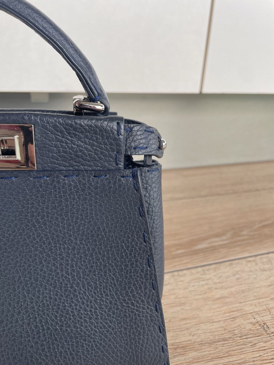 Borse da donna: Sac bleu Marine – Usato da Geneve venduto da orange1957 1
