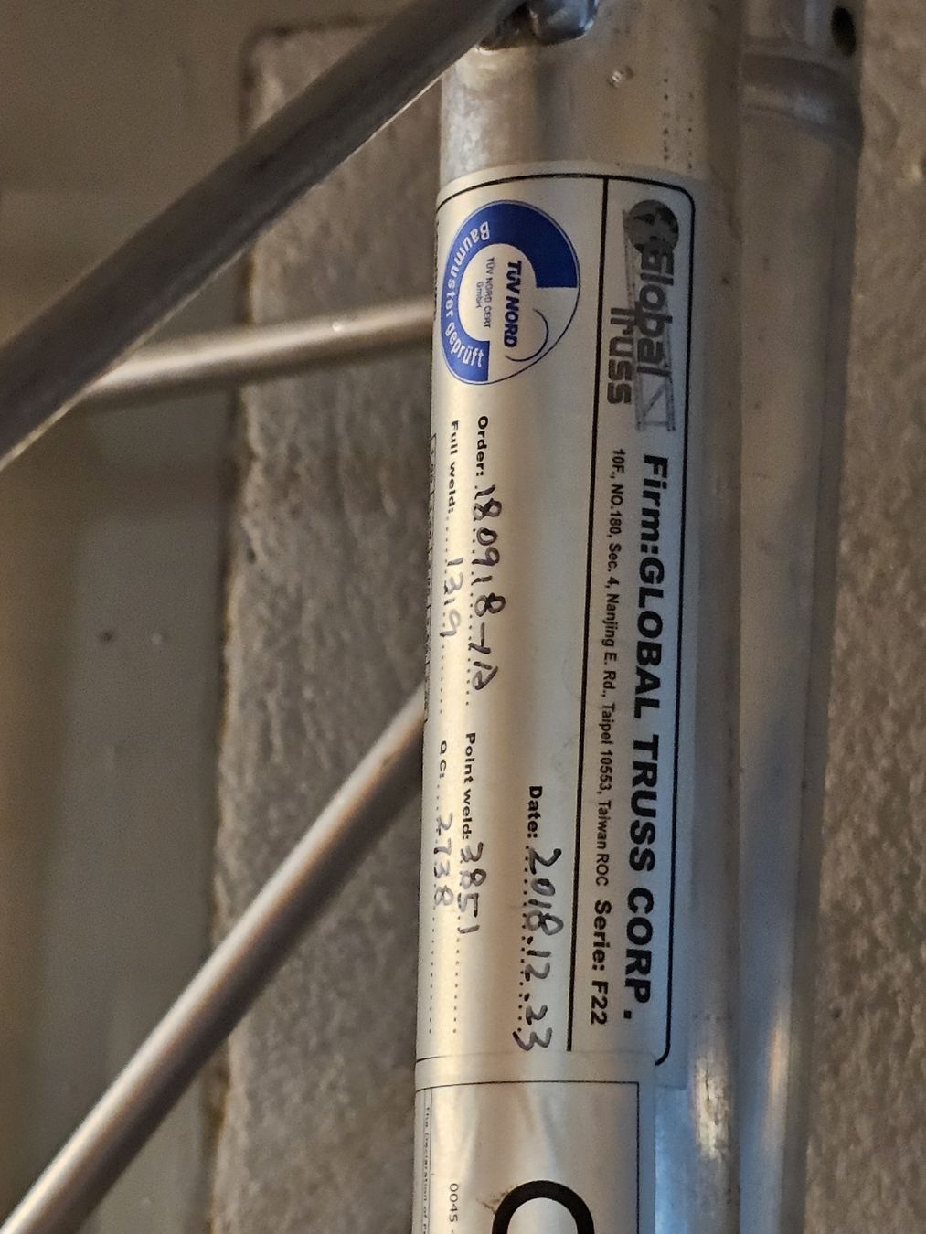 Tralicci: Global Truss FF22 Traversen-System - Top Zustand. – Usato da Ittigen venduto da goodsale01 4