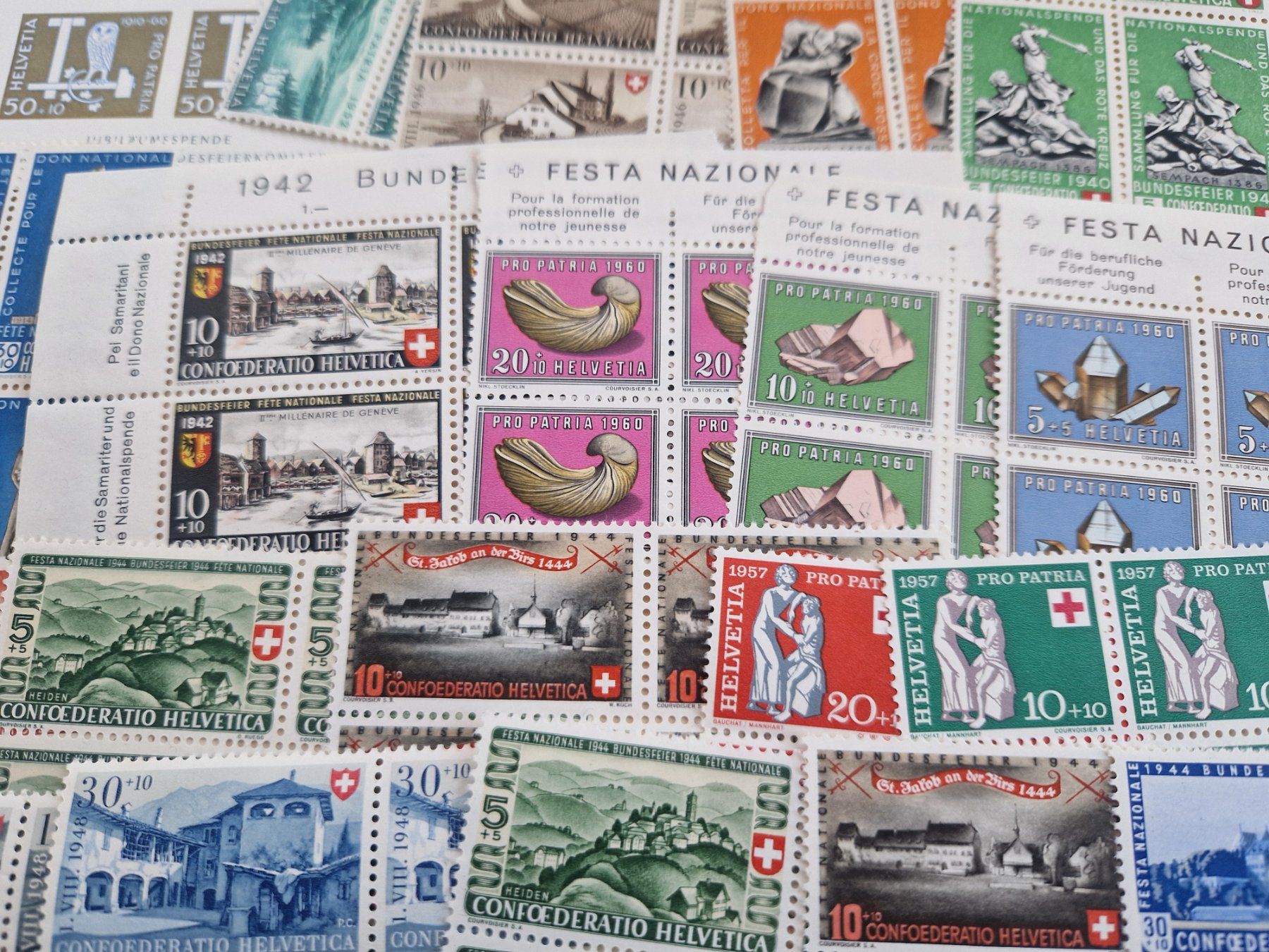 Tous les timbres: PP 4er Blöcke postfrisch**, ab 1.- – D'occasion à Burgdorf par Glossy01 5